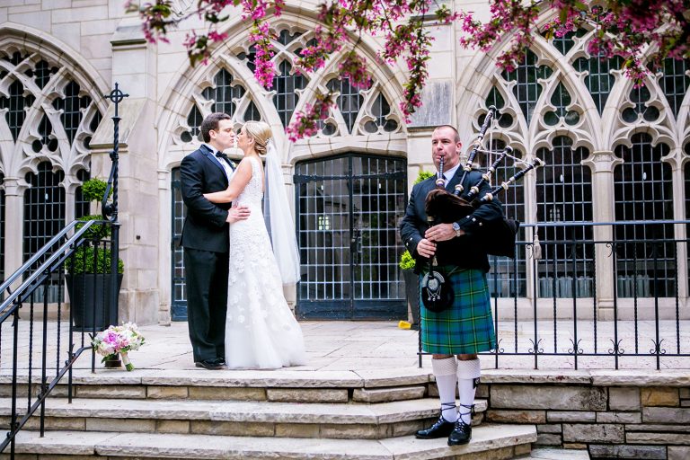 Wedding Bagpiper Services, Wedding Bagpipes Chicago