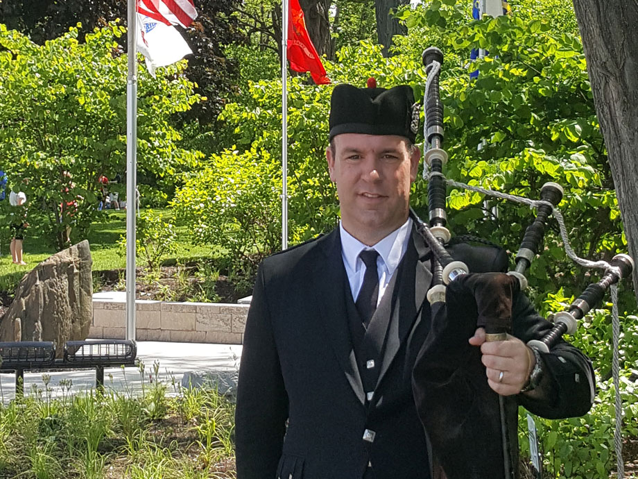 Chicago Bagpipers for Parties, Event Bagpipes Chicago